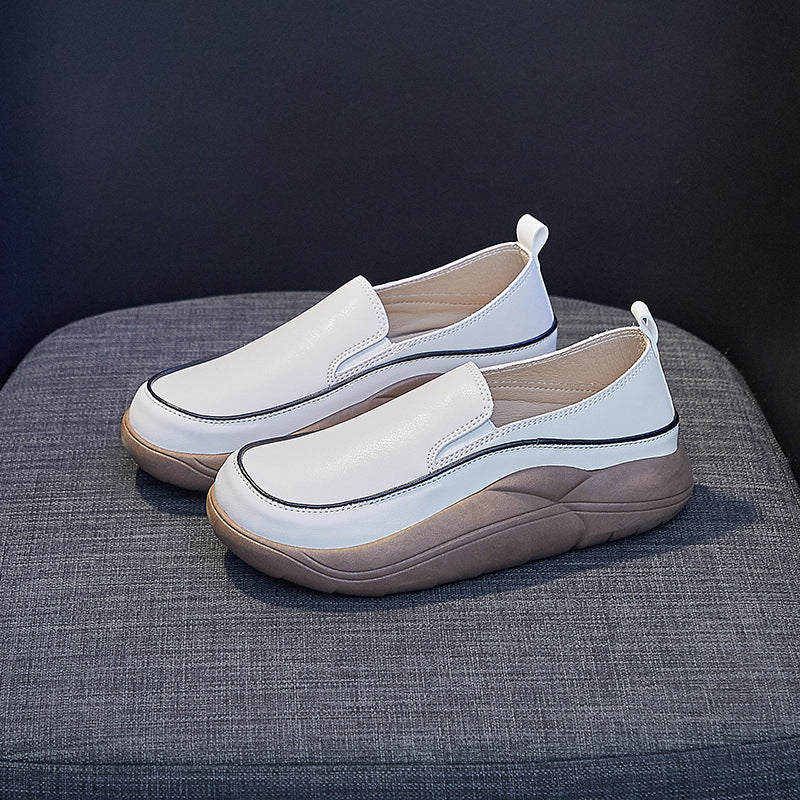 Slip-on sko på plattformen