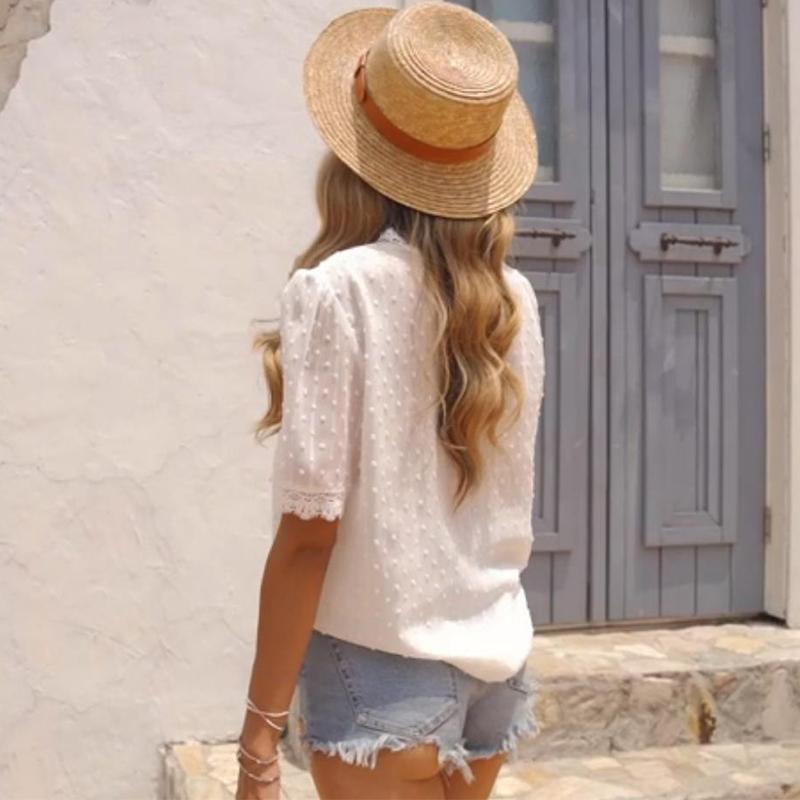 V-hals bluse med engelsk blonde