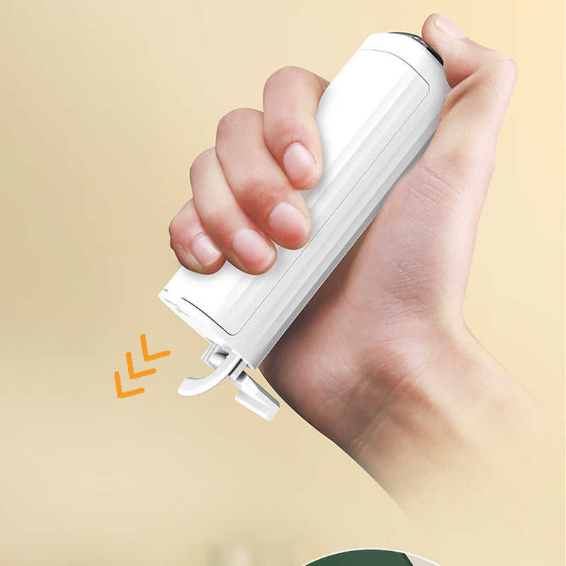Bærbar dispenser for tanntråd