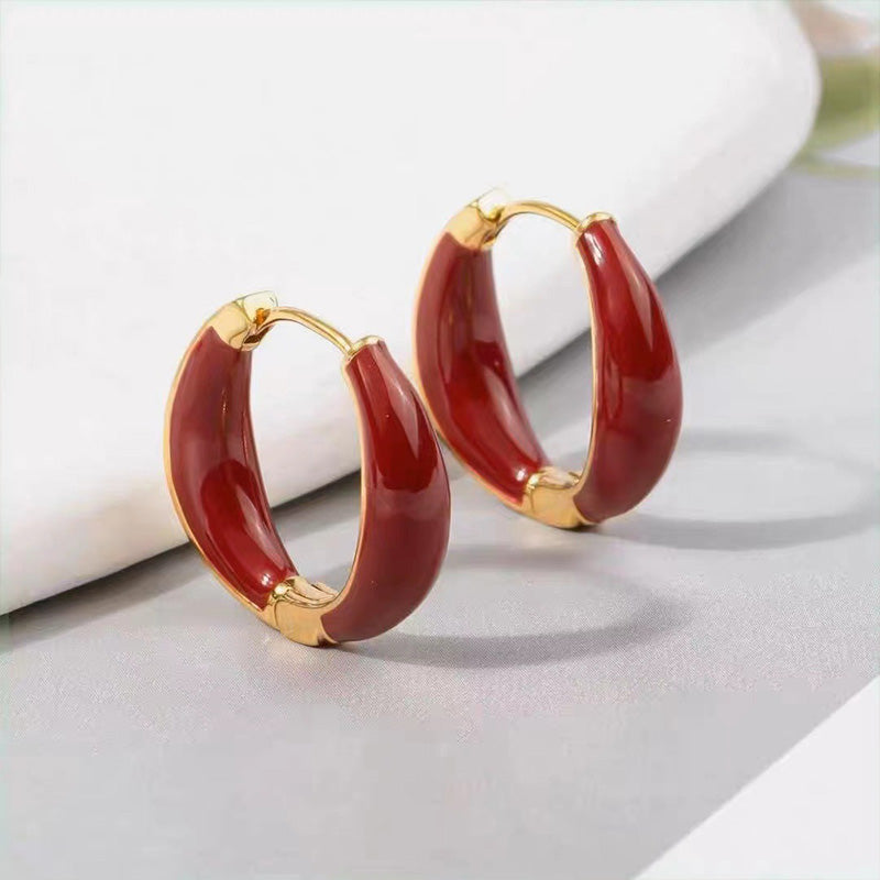 Elegante og fasjonable hoop-øredobber
