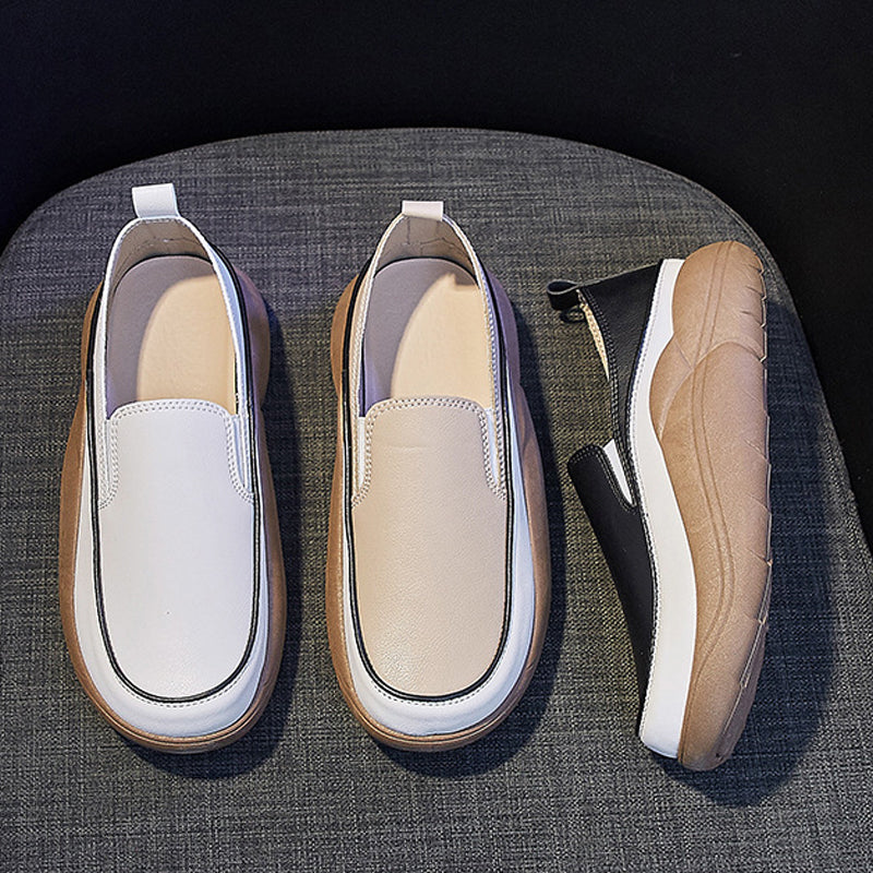Slip-on sko på plattformen